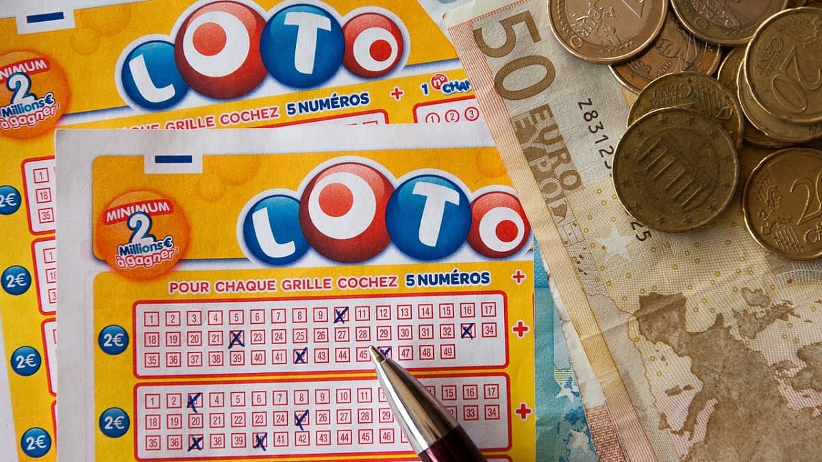 jogar loteria online é seguro