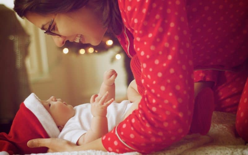 Qual a importância dos gestos na comunicação com o bebê