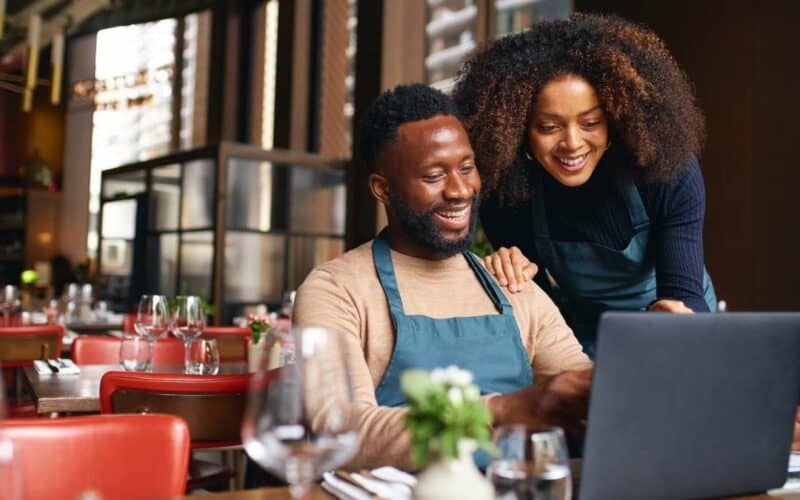 SENAI e Unilever PRO promovem curso online e gratuito para donos de restaurantes e empresários do setor food service reduzirem o desperdício de alimentos nos estabelecimentos