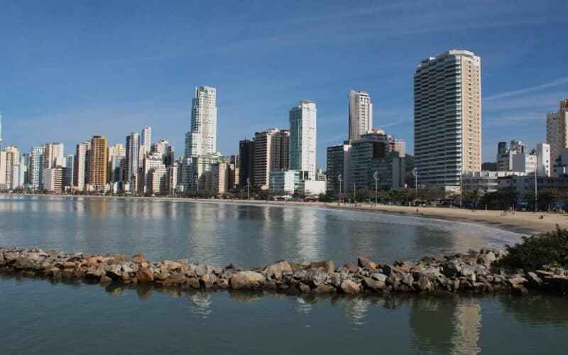 praias em Santa Catarina para se divertir