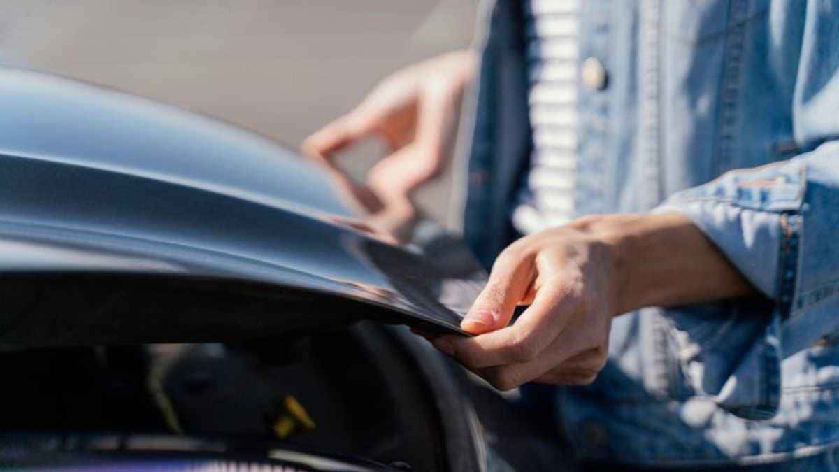 Insulfilm no Seu Carro: Descubra as Regras e os Melhores Tipos de Película para Dirigir com Estilo e Segurança