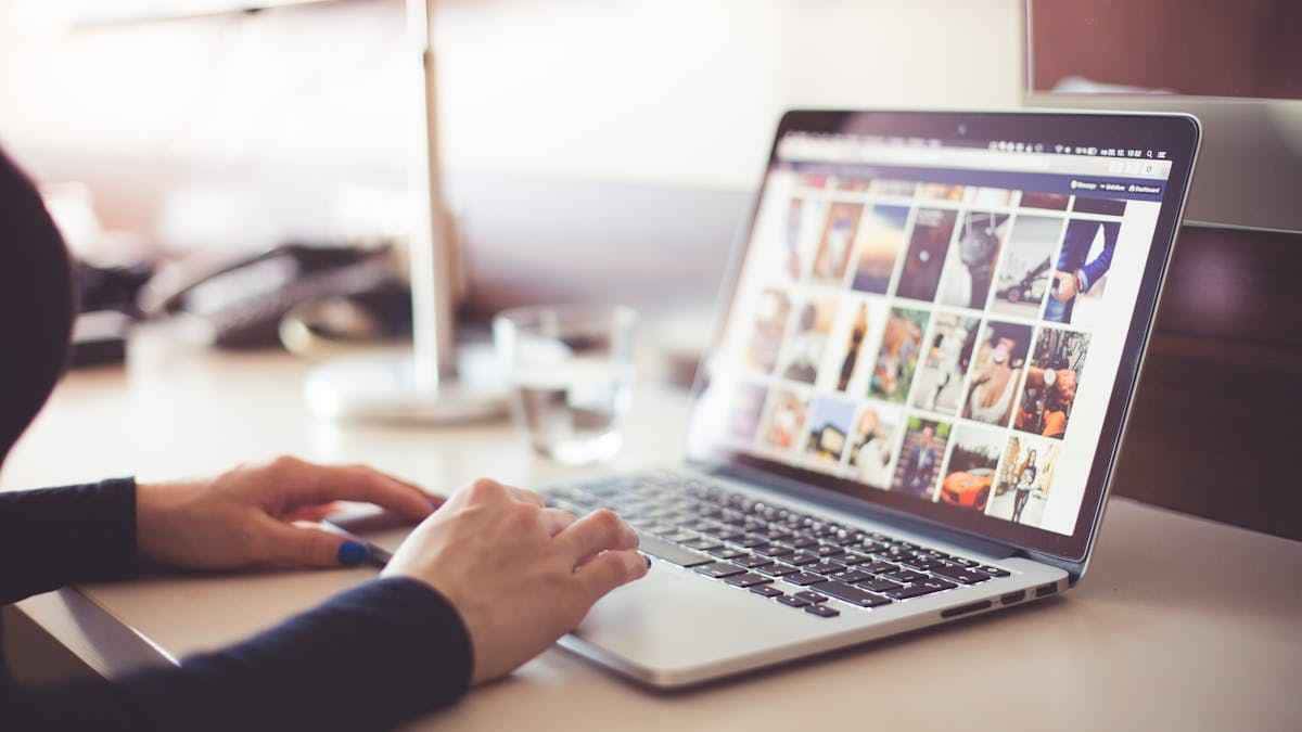 Como divulgar um negócio na internet