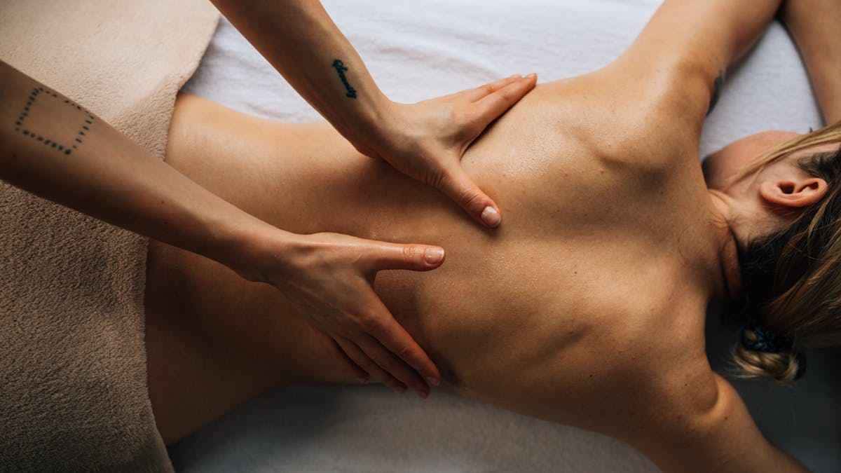 O que é massagem desportiva?