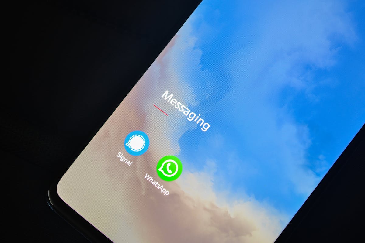 Perfil fake no WhatsApp: como agir e se proteger